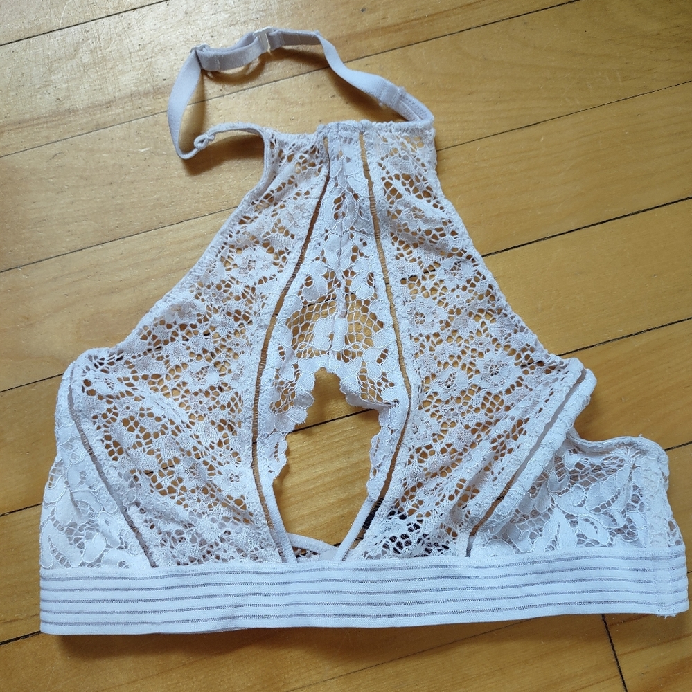 Victoria secret White halter style Bralet laces key hole front white lace small